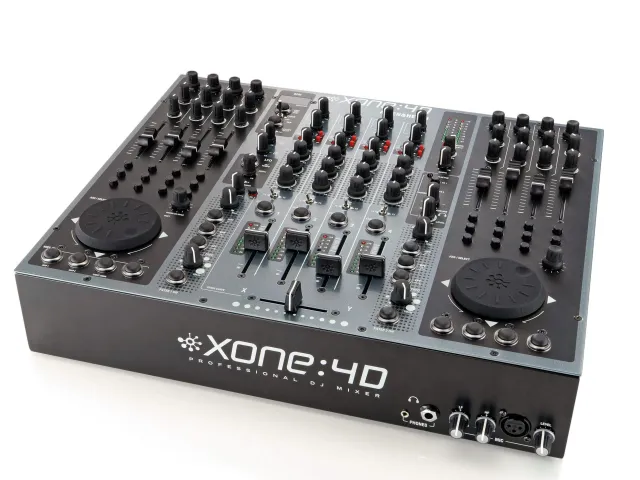 Xone:4D