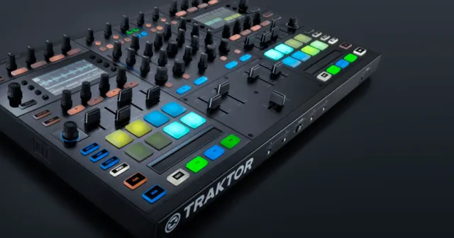 Traktor Kontrol S8