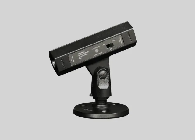 UA834